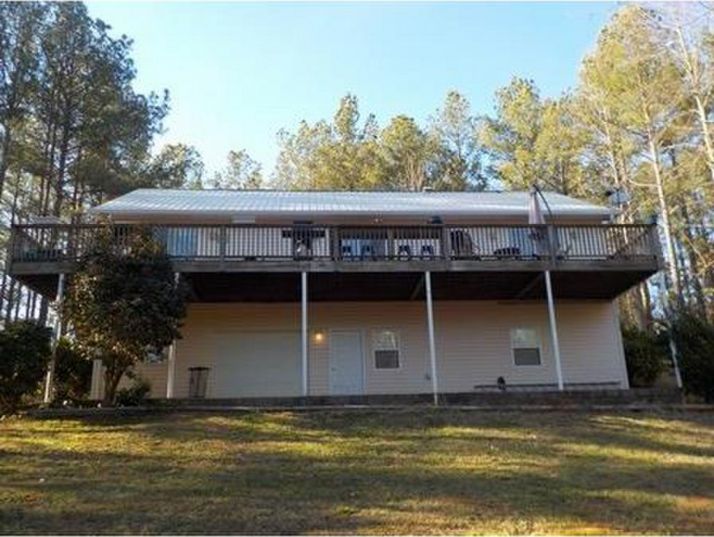 43 Lakeside Drive, Cleveland, GA 30528