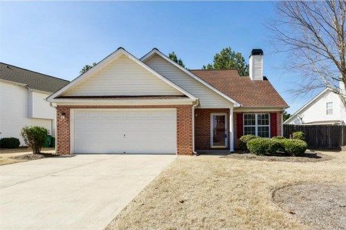 131 Stoneforest Drive, Woodstock, GA 30189