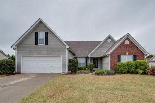 5614 Mohave Court, Flowery Branch, GA 30542