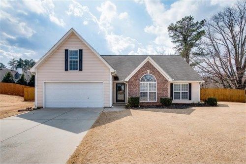 5647 Chinook Court, Flowery Branch, GA 30542