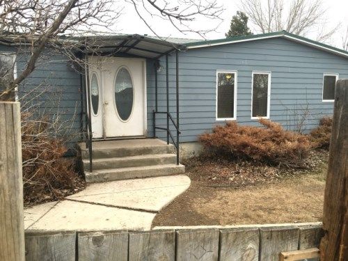 232 Campbell Ave, Kaycee, WY 82639