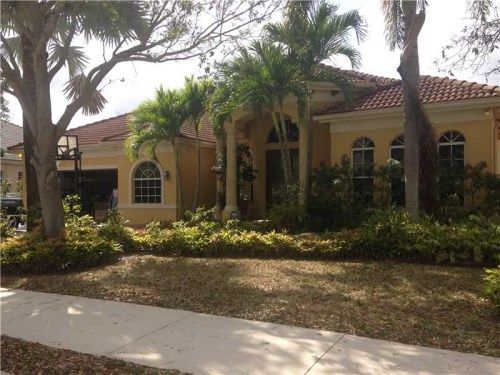 3677 Amelia Island Ln, Fort Lauderdale, FL 33328