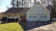 3125 Country Lake Drive Powder Springs, GA 30127