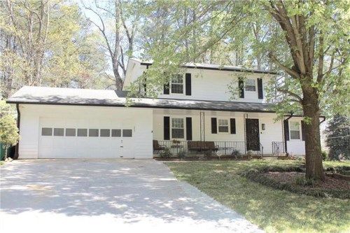 484 Pine Shadows Lane, Stone Mountain, GA 30088