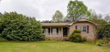 2879 Fontainbleau Drive Atlanta, GA 30360