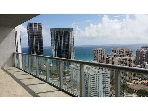 2600 E HALLANDALE BEACH BL # 3103, Hallandale, FL 33009