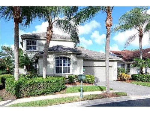 1411 LaCosta Dr East, Hollywood, FL 33027