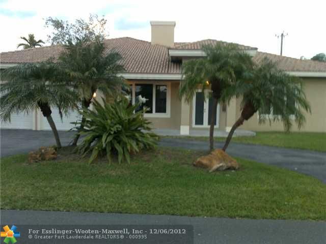 543 HIBISCUS DR, Hallandale, FL 33009