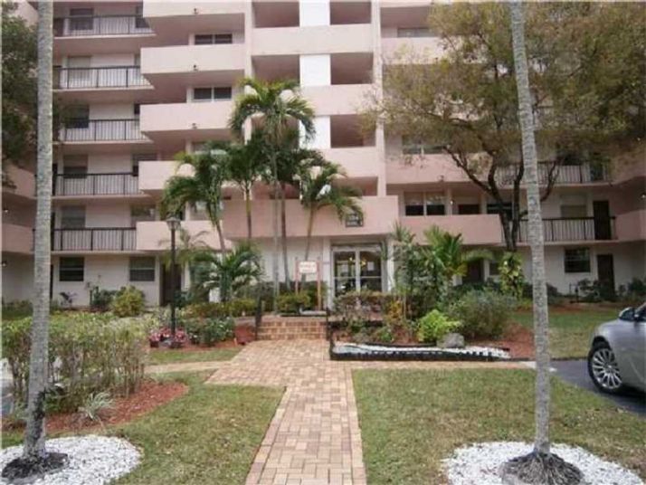 3841 Environ Blvd # 129, Fort Lauderdale, FL 33319