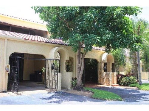 3728 Estepona Ave # 15-D-2, Miami, FL 33178