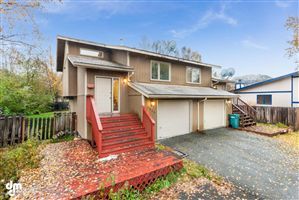 3929 Roundtop Circle, Anchorage, AK 99504