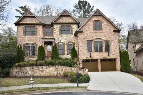 575 Glenmanor Court, Atlanta, GA 30328