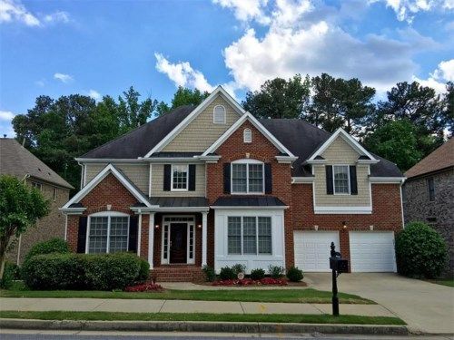 5075 Thornbury Way, Alpharetta, GA 30005