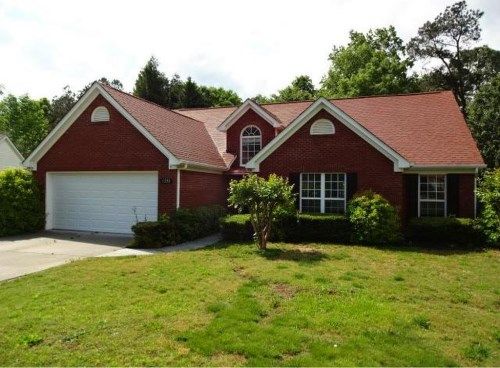 6233 Rock Port Drive, Flowery Branch, GA 30542