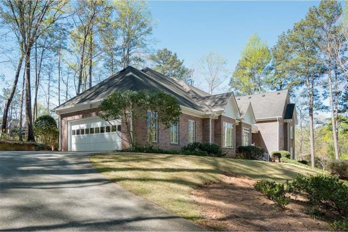 1749 Kanawha Drive, Stone Mountain, GA 30087