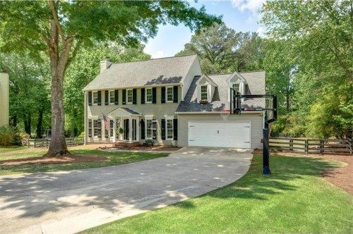 1517 Cumberland Court, Alpharetta, GA 30009