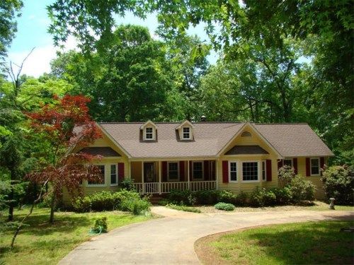 100 Falls Mountain Drive, Dahlonega, GA 30533