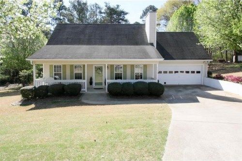 3900 Carriage Downs Court, Snellville, GA 30039