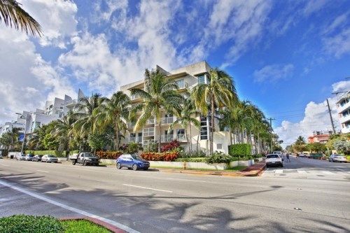 7744 COLLINS AVE # 21, Miami Beach, FL 33141