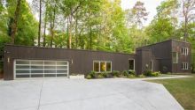 3895 Beechwood Drive Nw Atlanta, GA 30327