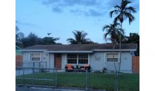 3221 N 73rd Ter Hollywood, FL 33024