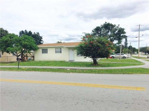 3541 SW 48th Ave, Hollywood, FL 33023