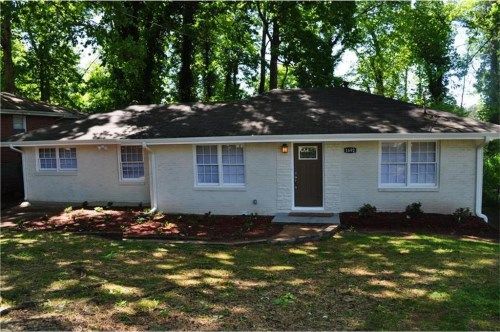 1692 Valencia Road, Decatur, GA 30032