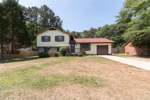 868 Cochise Trail Se, Conyers, GA 30094