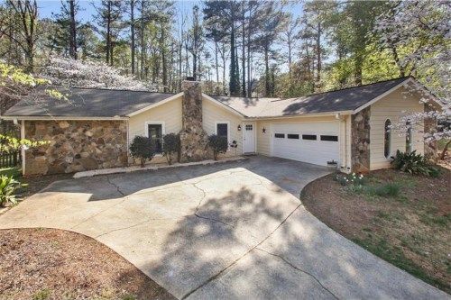 2352 Autumn Leaf Court, Lawrenceville, GA 30044