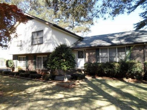 18 Melody Lane, Lawrenceville, GA 30043