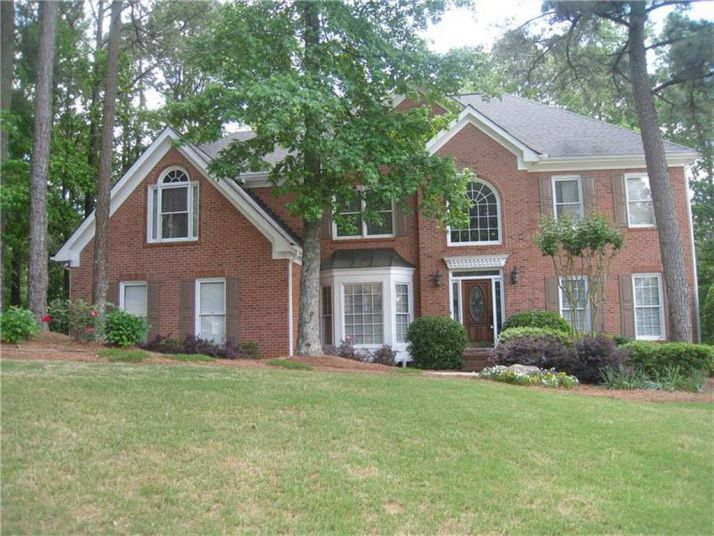 427 Coopers Pond Drive, Lawrenceville, GA 30044