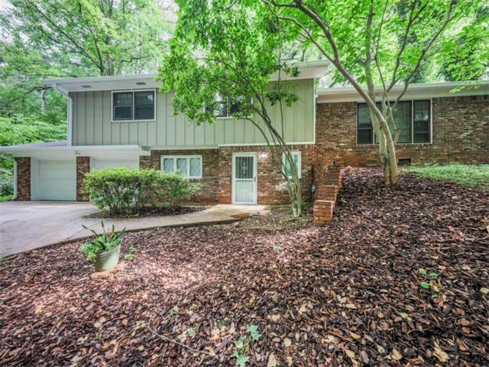 1990 English Lane, Atlanta, GA 30337