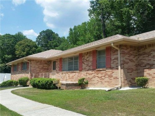 2494 Black Fox Trail, Atlanta, GA 30344