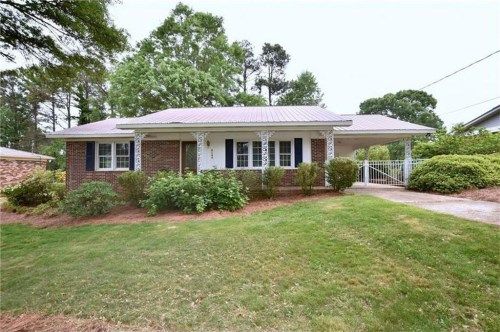 5044 Florence Street, Oakwood, GA 30566