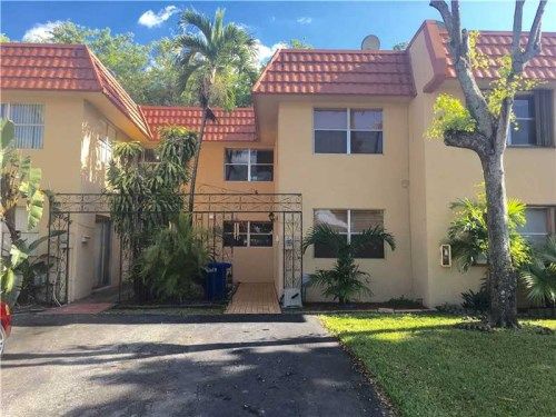 7066 NW 169th St # 7066, Hialeah, FL 33015