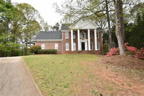 3740 Warwick Way, Snellville, GA 30039