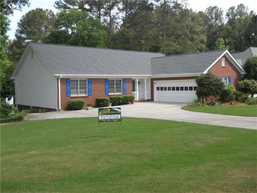 2760 Jen Chris Drive, Snellville, GA 30039