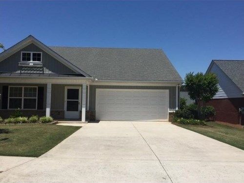 295 Lakeview Bend Circle, Jefferson, GA 30549