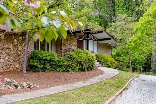 1935 Musket Court, Stone Mountain, GA 30087