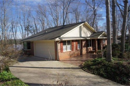 2741 Northlake Road, Gainesville, GA 30506