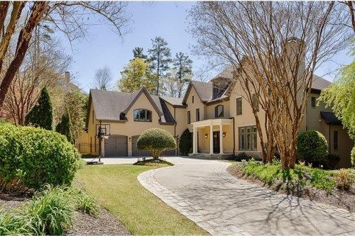 670 Falls Lake Drive, Alpharetta, GA 30022