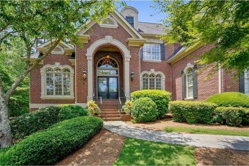 555 Hickory Oaks Court, Alpharetta, GA 30004