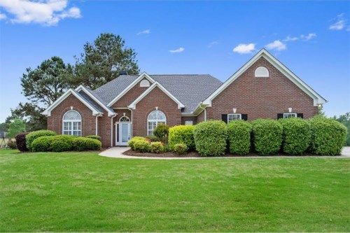 808 Archie Drive, Mcdonough, GA 30252