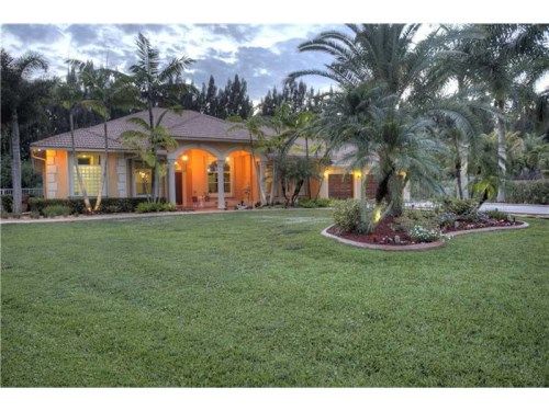 2473 SW 132nd Way, Fort Lauderdale, FL 33325