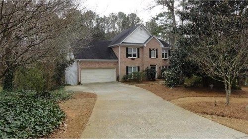 945 Freemanwood Lane, Alpharetta, GA 30004