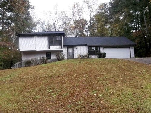 250 Splitwood Lane, Fairburn, GA 30213