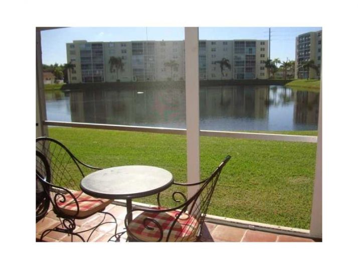 401 SE 3rd St # 106, Dania, FL 33004