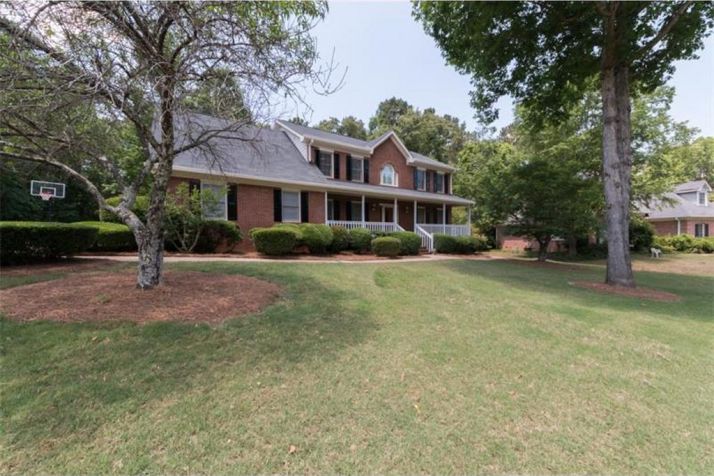 2131 Weatherstone Circle Se, Conyers, GA 30094