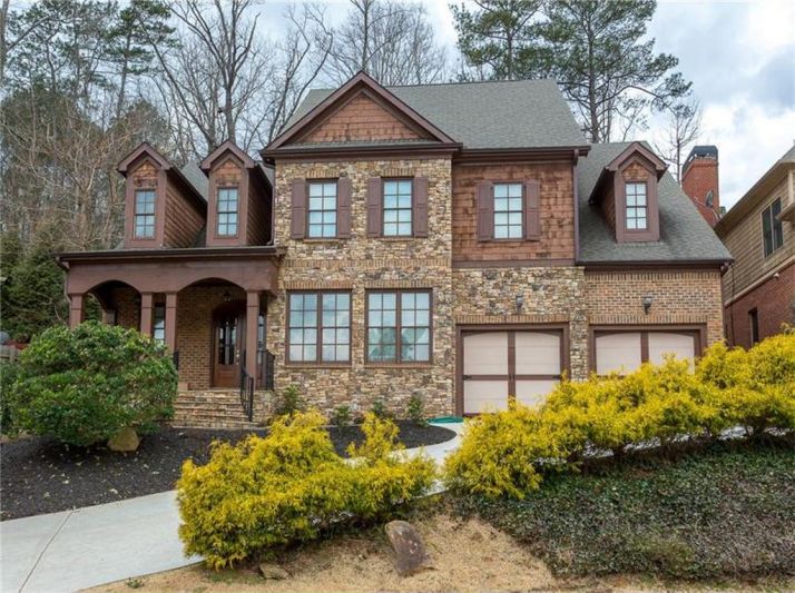 155 Lullwater Court, Roswell, GA 30075