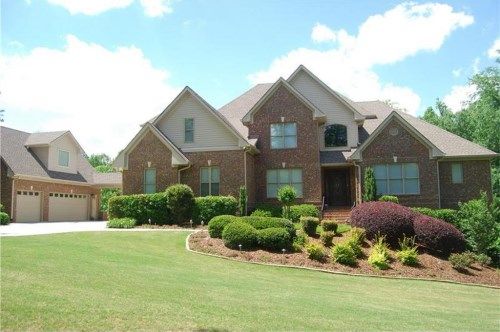 1240 Pond Springs Trace Sw, Lilburn, GA 30047